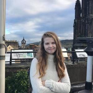 Meet your Posher, Elizabeth